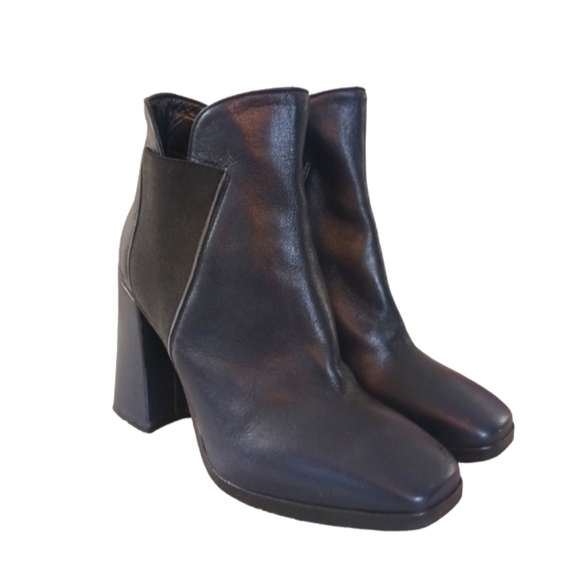 Cole Haan Blue Leather Meryl Ankle Boots Booties Flared Block Heels size 6.5 - Picture 10 of 10